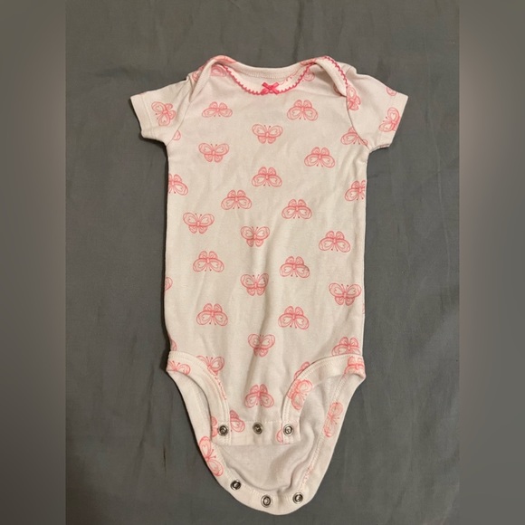 7 piece Lot of baby girl clothes onesies & leggings 3-6 months. Pre loved EUC - Picture 6 of 9